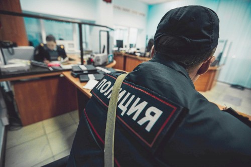 В Григорово полицейские изъяли у жителя Великого Новгорода синтетический наркотик